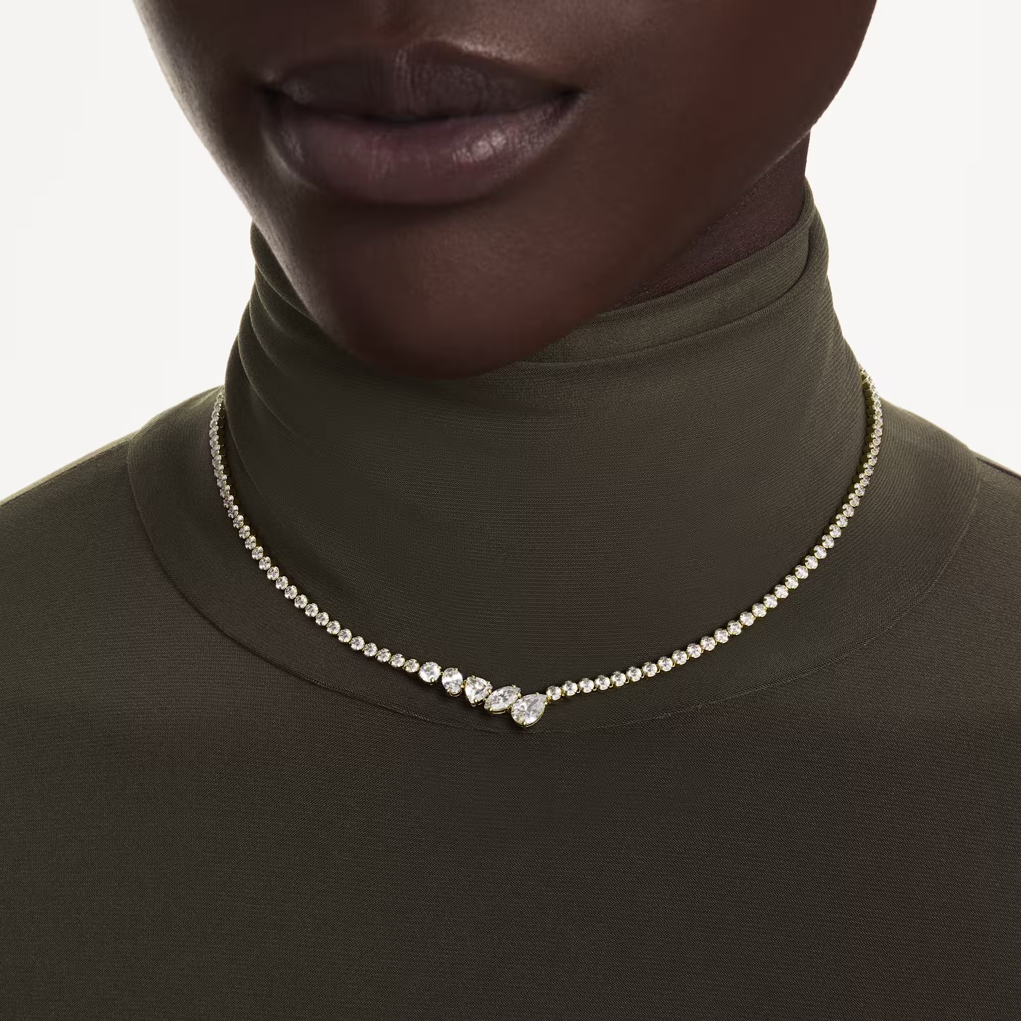 Mesmera necklace